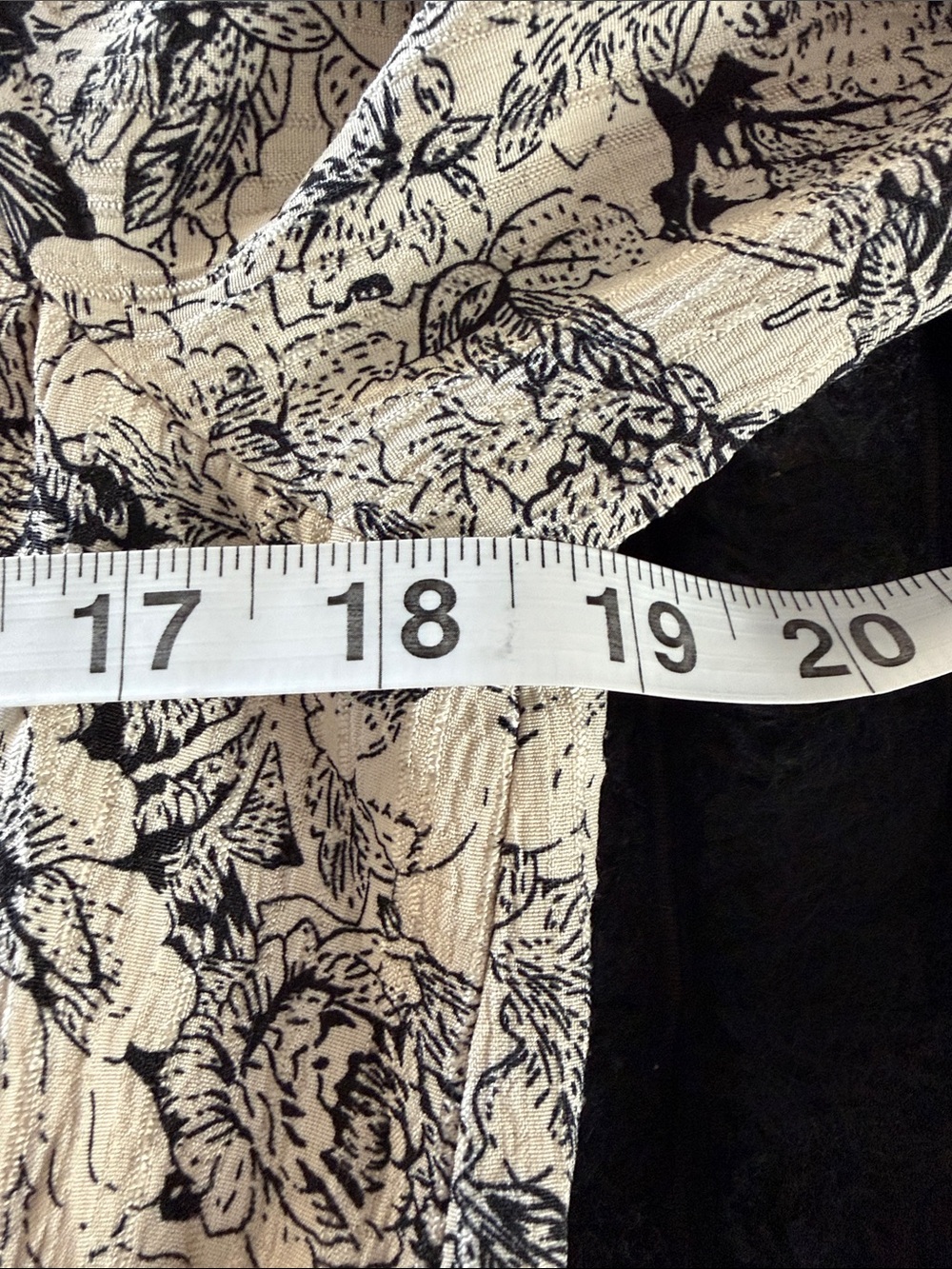 In February Floral Long Sleeve Maxi Dress - Picture 8 of 10